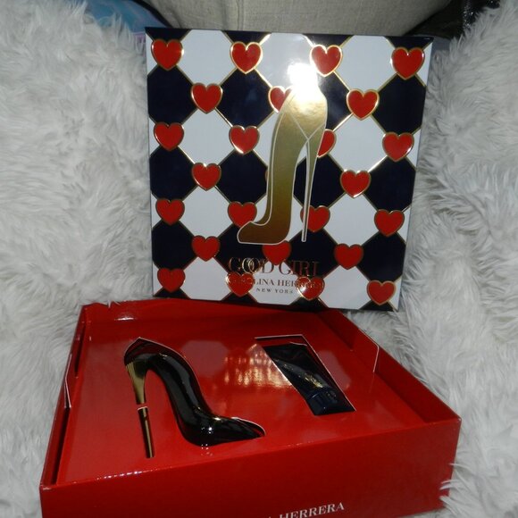 Carolina Herrera Good Girl 2 Pc Eau De Parfum & Body Gift Set For Women 🆕😮‍💨⚡